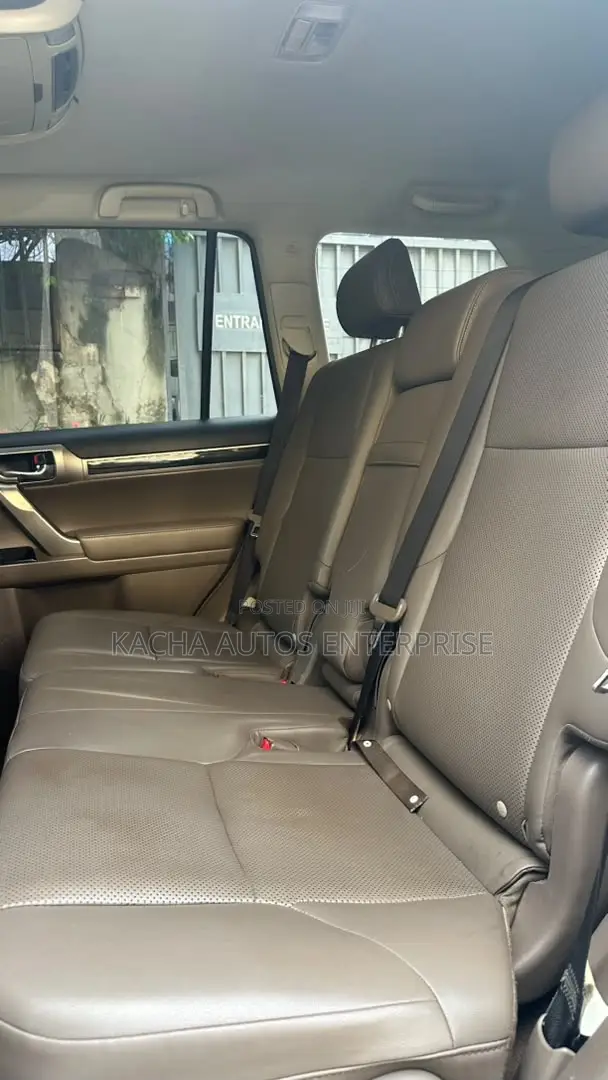 Lexus GX 2017 White