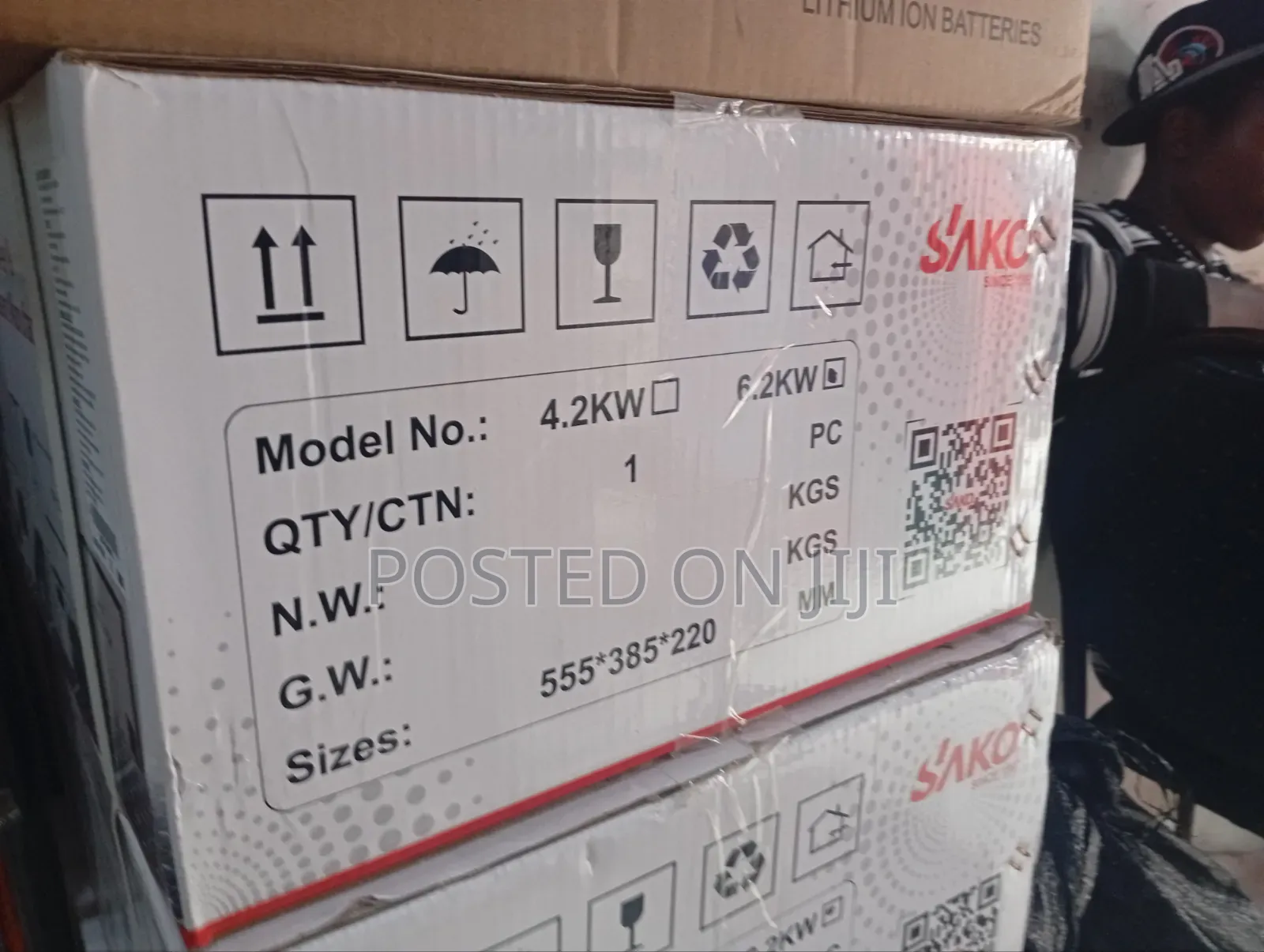 Sako 4.2kva 24v Hybrid Inverter