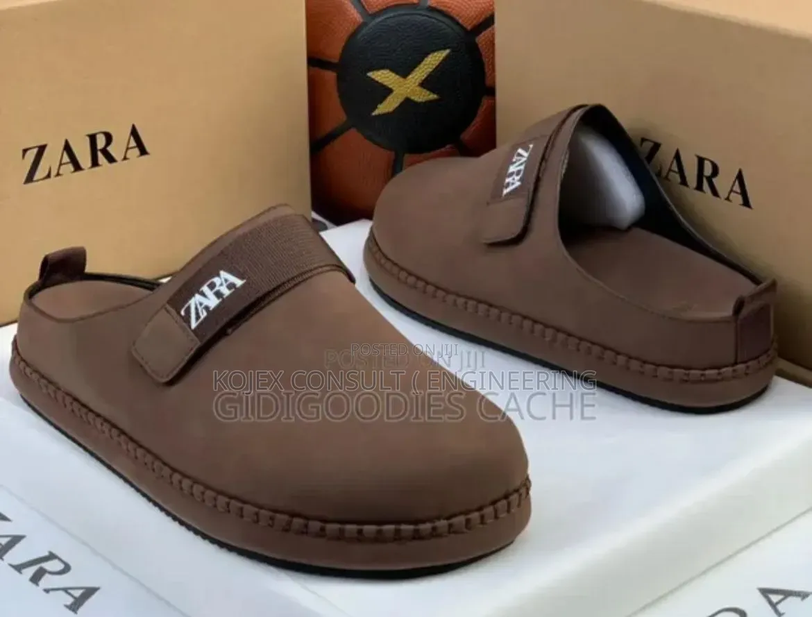 *Balenciaga Slides!!* 