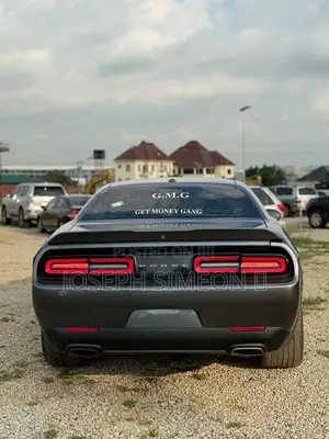 Dodge Challenger 2019 Gray