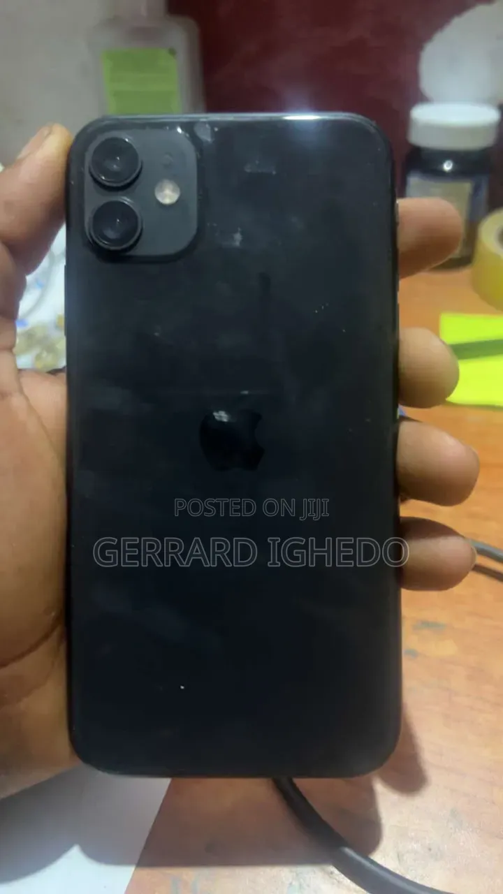 Apple iPhone 11 128 GB Black