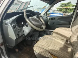 Toyota HiAce 2007 Grey