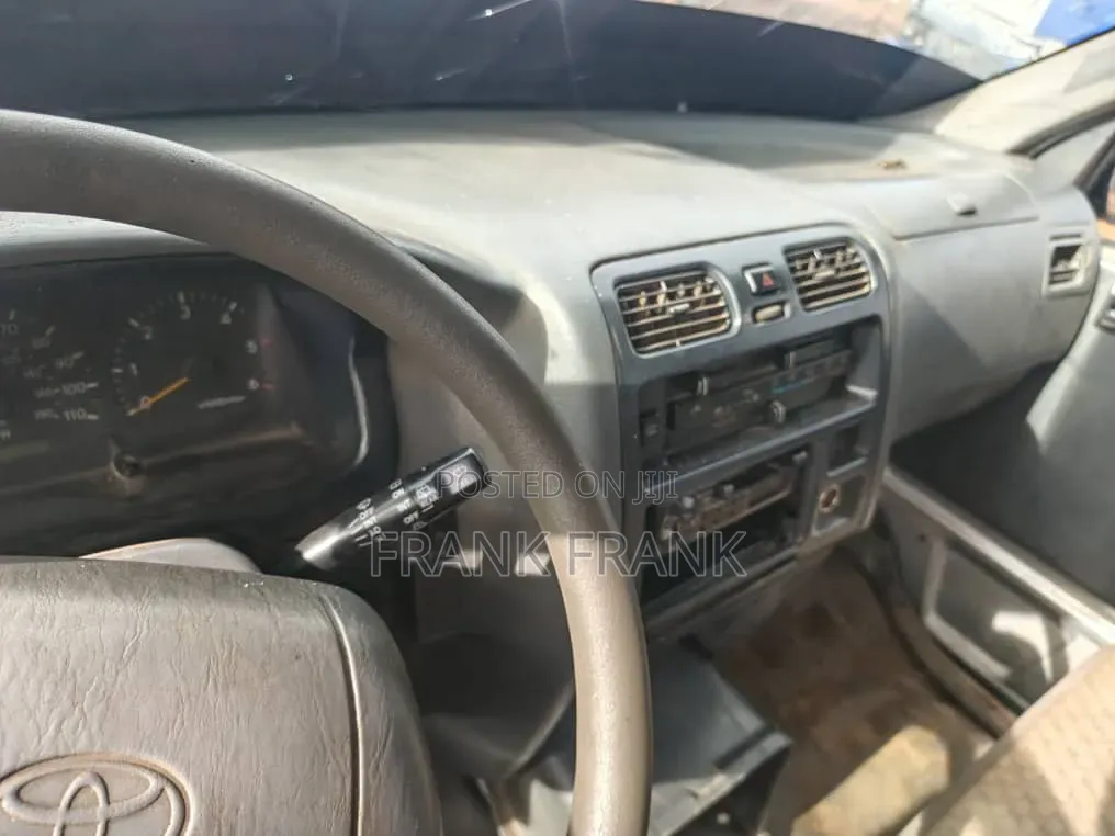 Toyota HiAce 2007 Grey