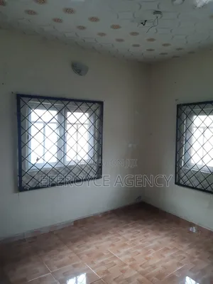 1bdrm Room & Parlour in Agbor Road Bypass, Benin City for rent
