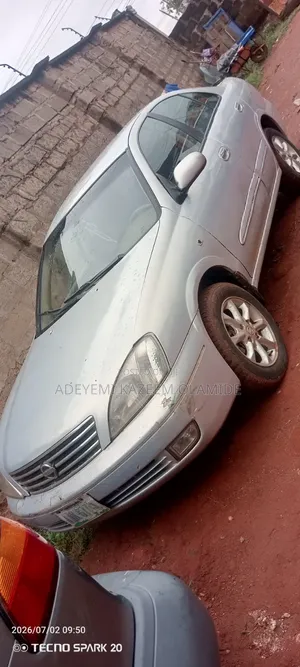 Nissan Sunny 2006 Silver