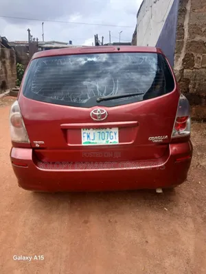 Toyota Corolla Verso 1.8 VVT-i Luna 2004 Beige