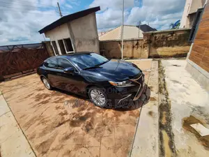 Lexus ES 2015 Black