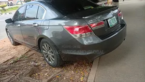 Honda Accord 2011 Gray