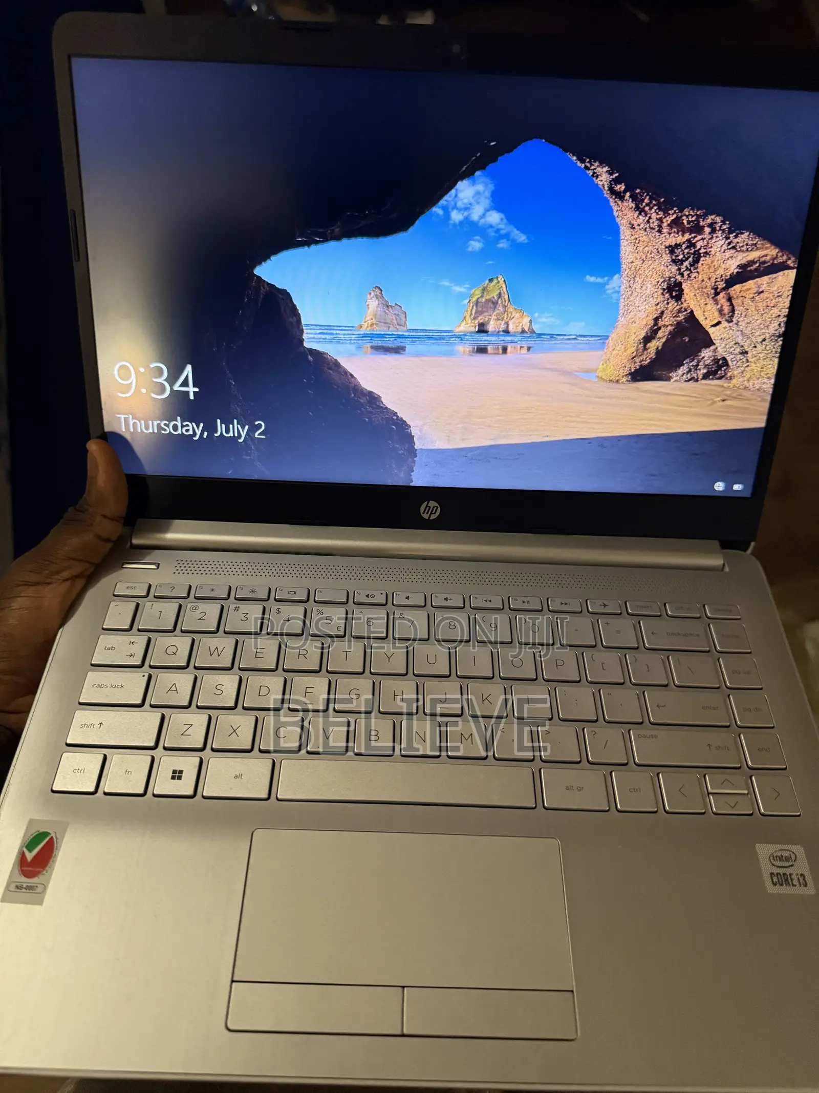 New Laptop HP 8GB Intel Core i3 HDD 1T