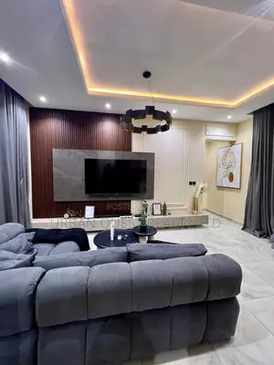 Furnished Mini Flat in Lekki Phase 1 for sale