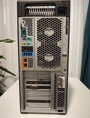 Desktop Computer HP Z840 32GB Intel Xeon SSD 512GB