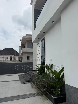 5bdrm Duplex in Banana Estate, Enugu for sale