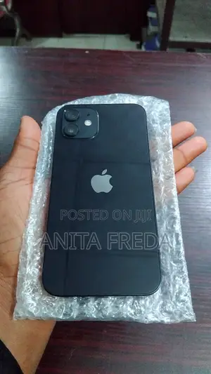 Apple iPhone 12 64 GB Black