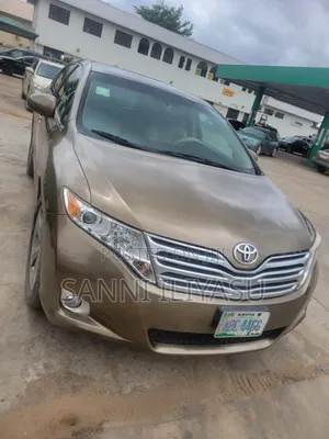 Toyota Venza 2011 Silver