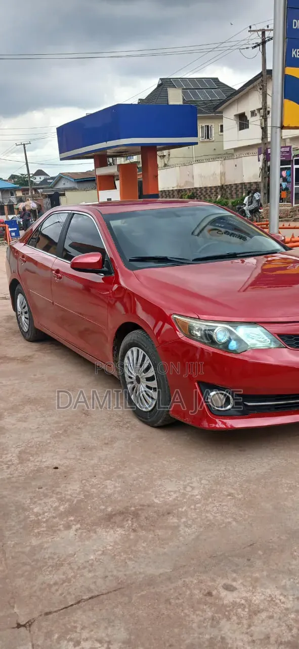 Toyota Camry 2013 Red