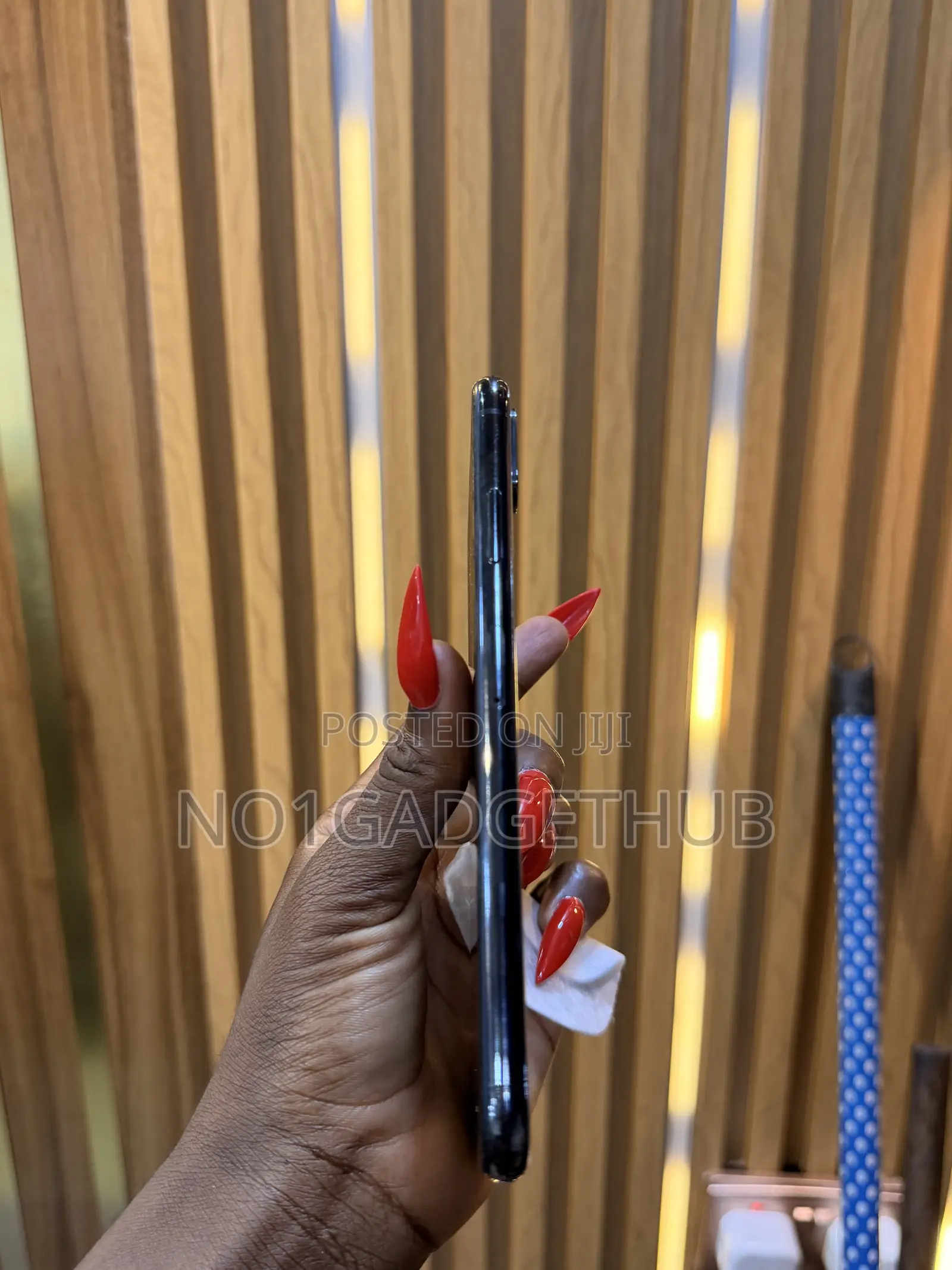 Apple iPhone XS Max 64 GB Black