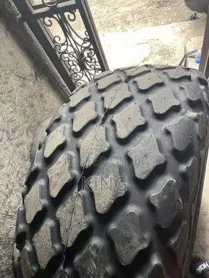 23.1-26 Heavy Duty Loader Tyre – Nylon Tubeless