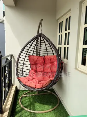 Swinging Chair