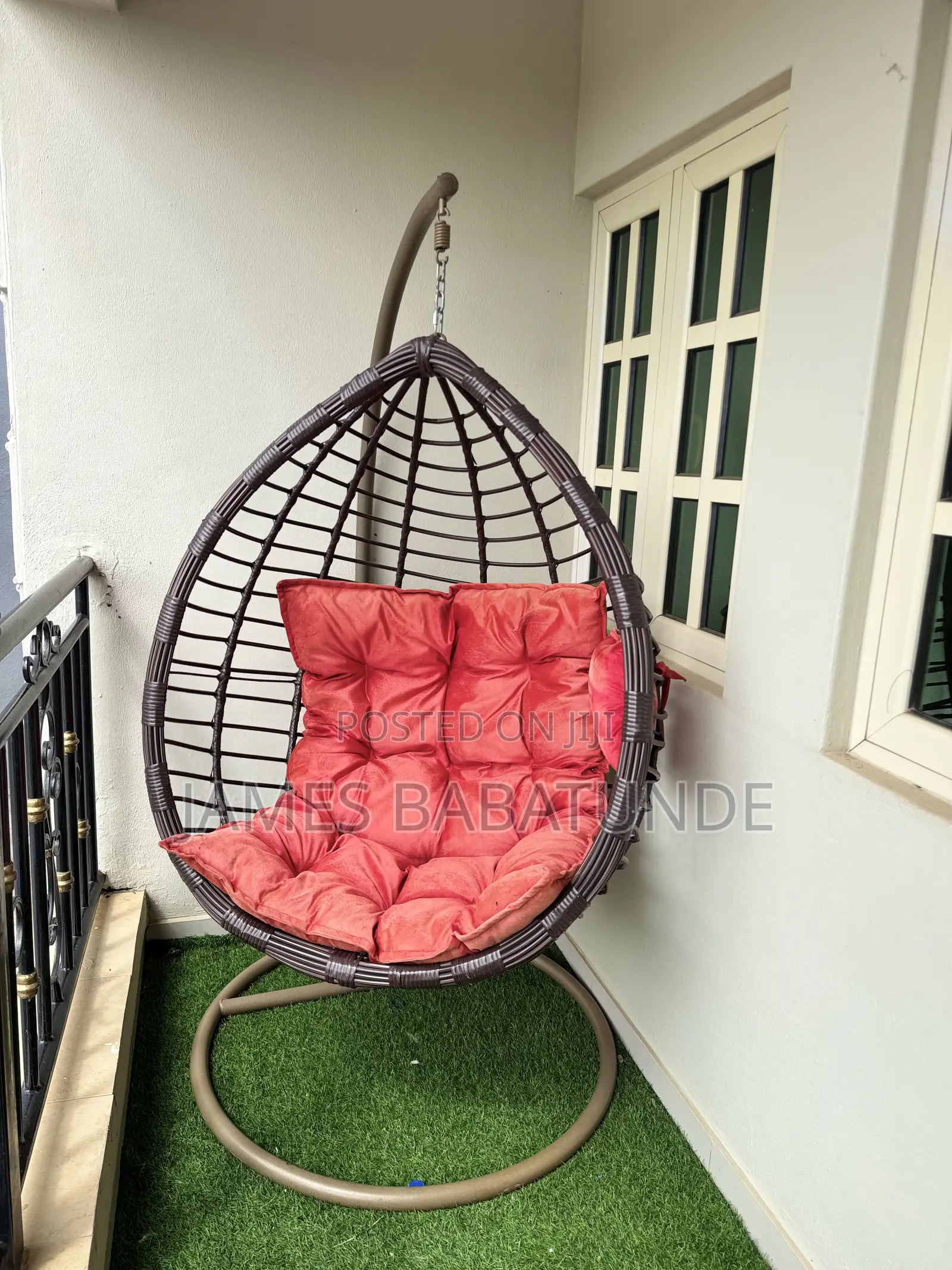 Swinging Chair