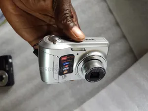 Kodak Digital Photo Video Camera for Vintage Passport Snapping