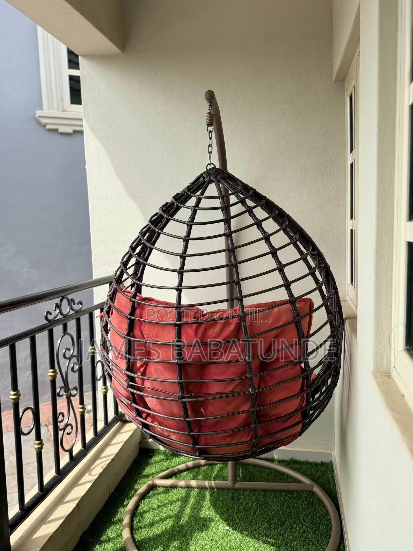 Swinging Chair
