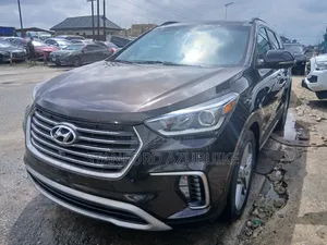 Hyundai Santa Fe 2018 Gray