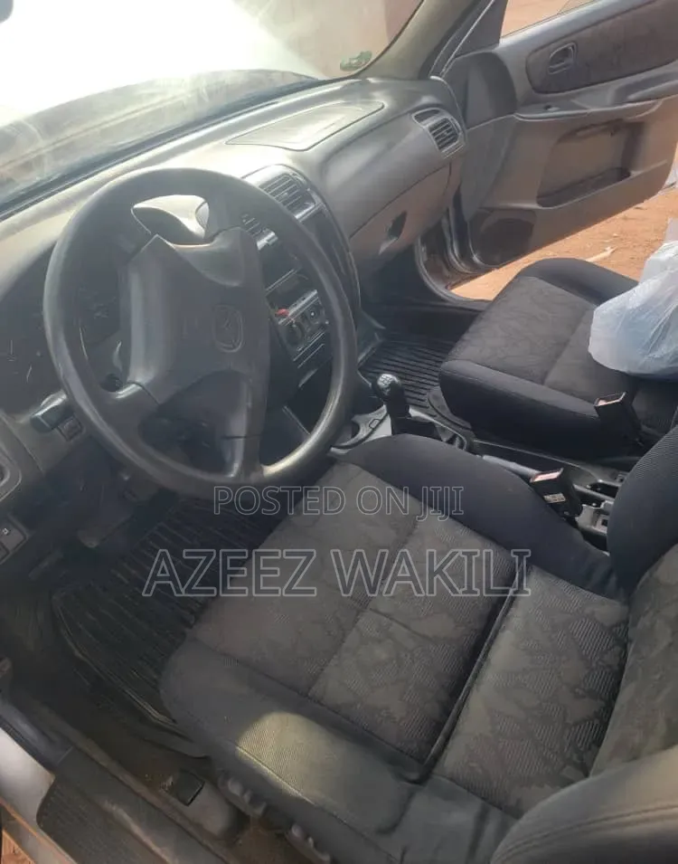 Mazda 6 2000 Silver