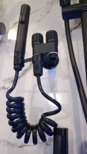 Double Pressing Shower
