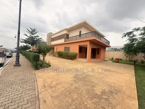5bdrm Duplex in Asokoro for rent