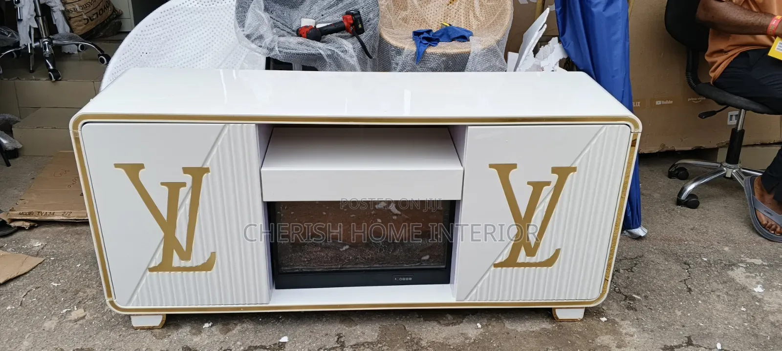 Executive Wooden Tv Stand Unit