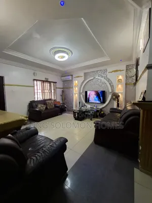 3bdrm Block of Flats in Dakwo District for sale