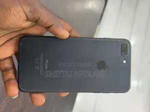 Apple iPhone 7 Plus 32 GB Black