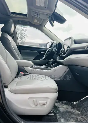 Toyota Highlander XLE 2021 Black
