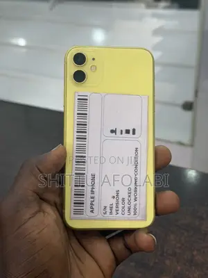 Apple iPhone 11 64 GB Yellow