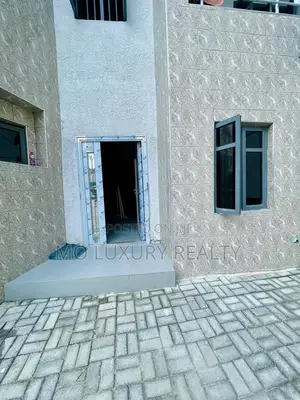 2bdrm Apartment in Osapa london for rent