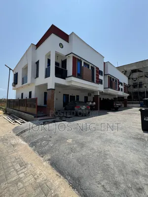 3bdrm Duplex in Orchid Road, Lafiaji for sale