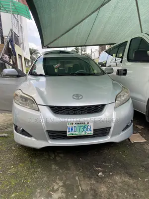 Toyota Matrix 2011 Silver