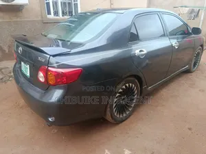 Toyota Corolla 2008 Gray