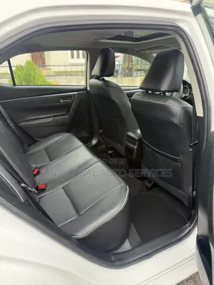 Toyota Corolla LE Eco Premium 4dr Sedan (1.8L 4cyl CVT) 2014 White
