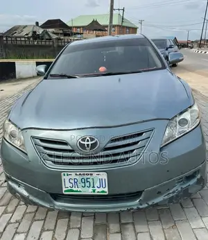 Toyota Camry SE 4dr Sedan (2.4L 4cyl 5A) 2008 Green