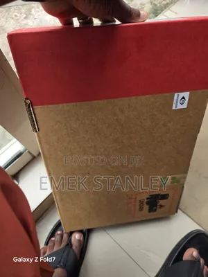New Laptop Lenovo 32GB Intel Core Ultra 7 SSD 1T