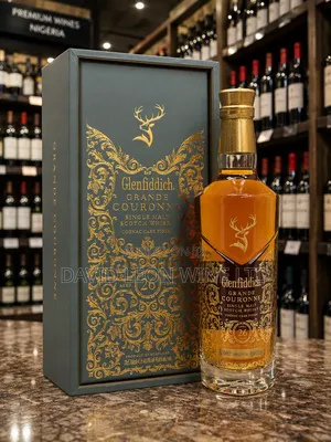 Glenfiddich 26 Years Cartoon by ( 12 Bottles )