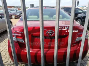 Toyota Camry 2011 Red