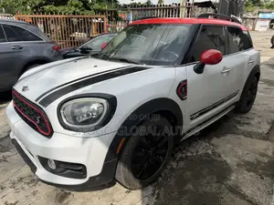 Mini Cooper 2018 White