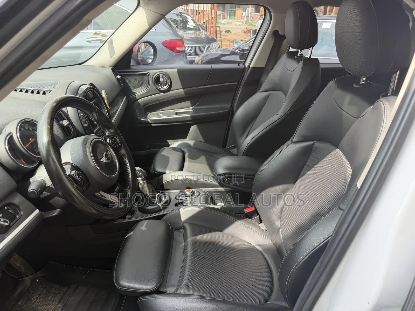 Mini Cooper 2018 White