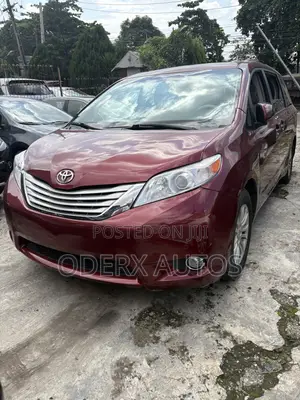 Toyota Sienna XLE 8 Passenger 2012 Burgundy