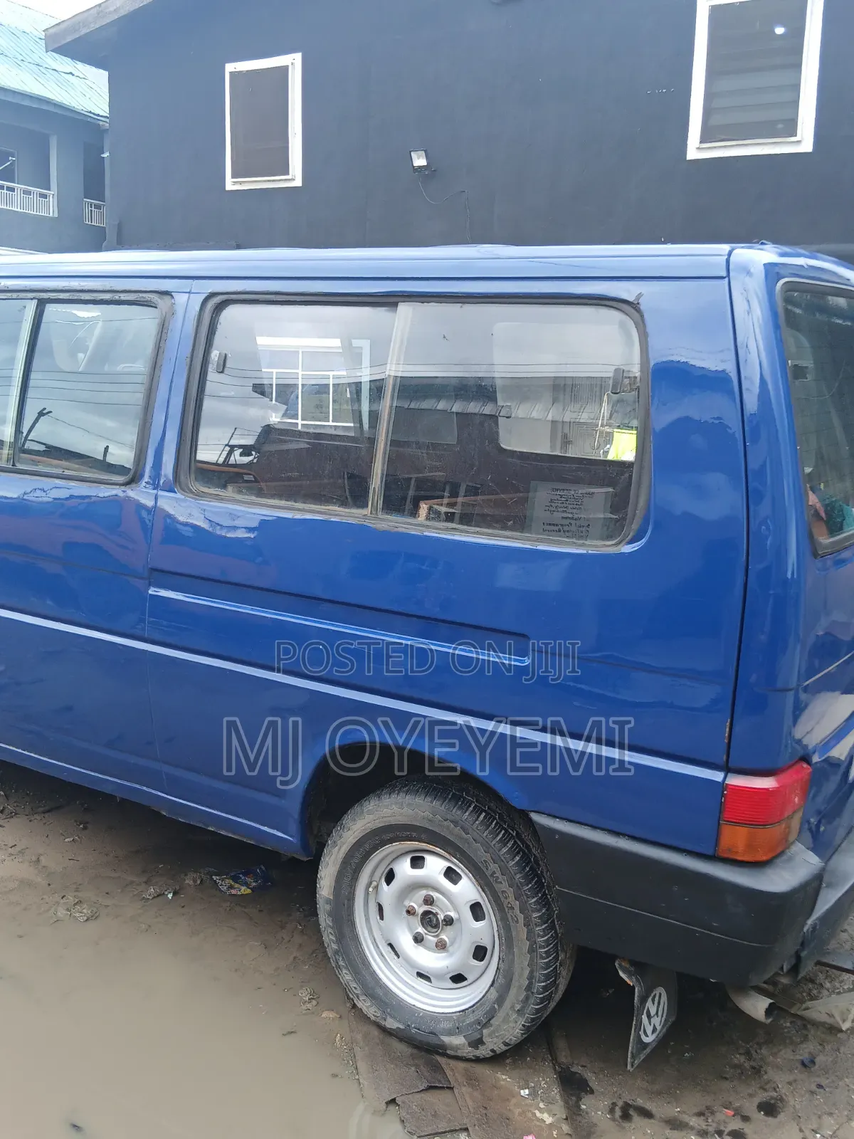 Volkswagen Transporter 2005 Blue