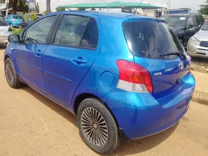 Toyota Yaris 2009 Blue