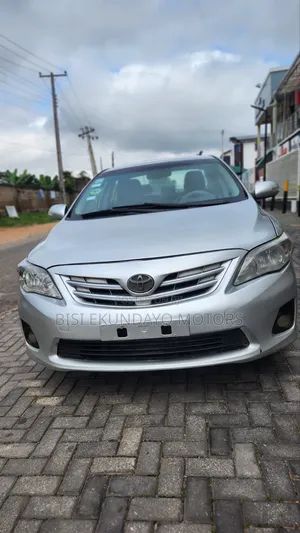 Toyota Corolla 2013 Silver