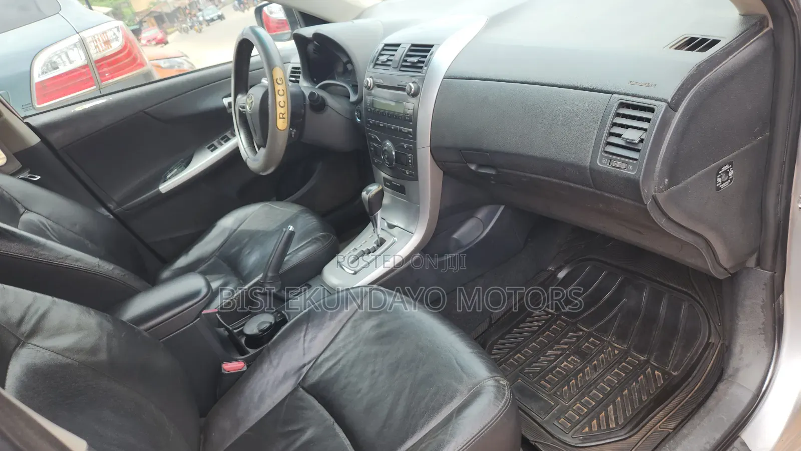 Toyota Corolla 2013 Silver